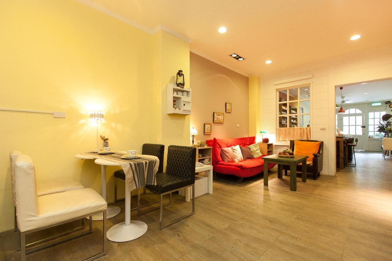 Flower House Apartment Kota Hualien Bagian luar foto