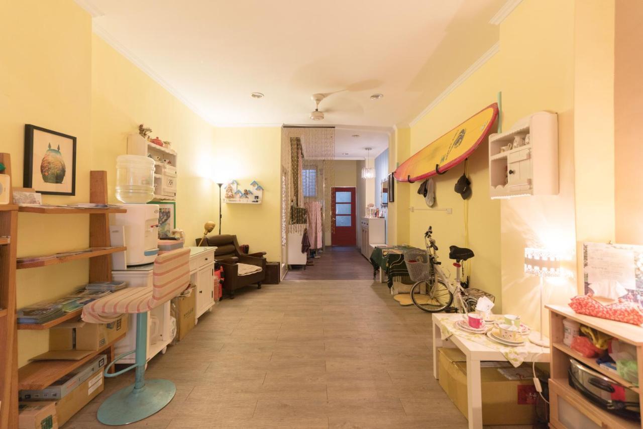 Flower House Apartment Kota Hualien Bagian luar foto