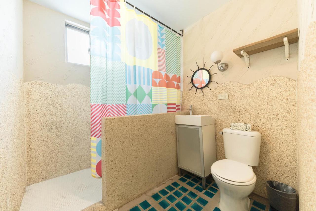 Flower House Apartment Kota Hualien Bagian luar foto