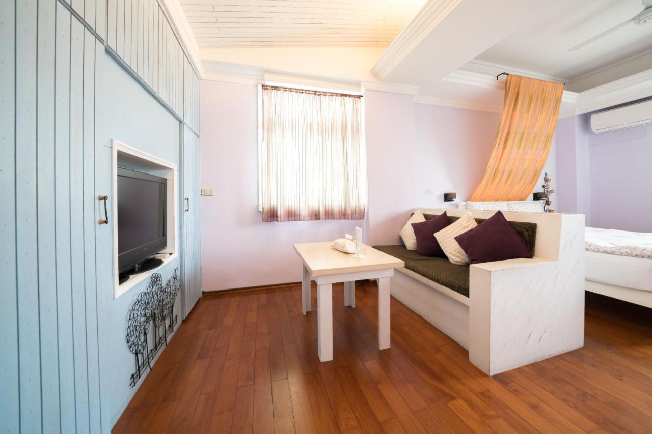 Flower House Apartment Kota Hualien Bagian luar foto