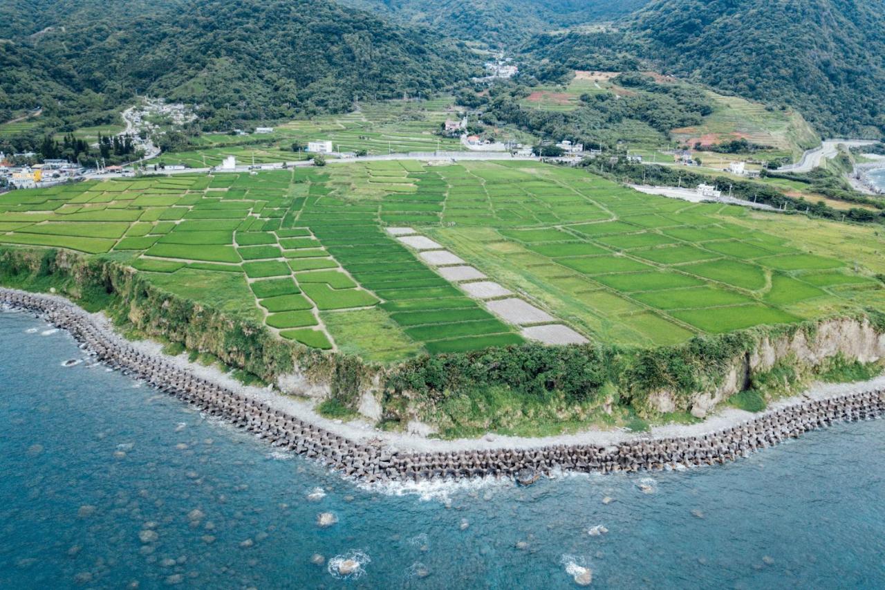 Flower House Apartment Kota Hualien Bagian luar foto